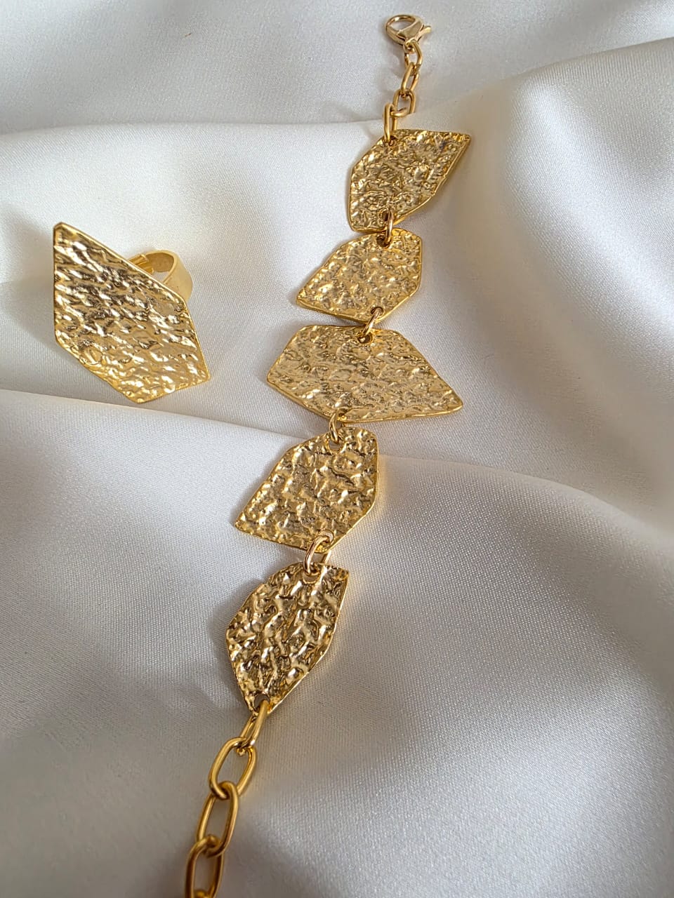 Neckless Set