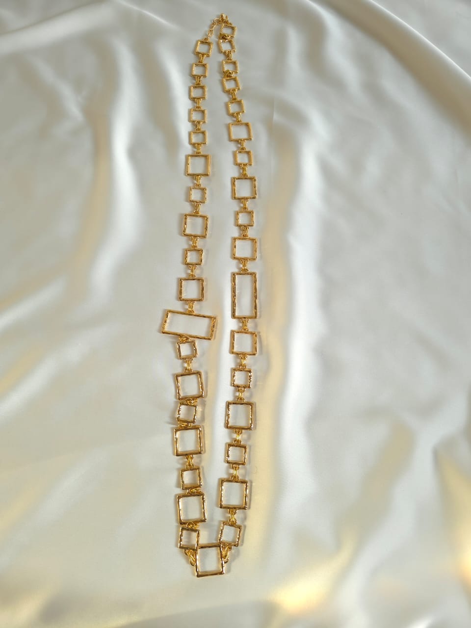 Neckless