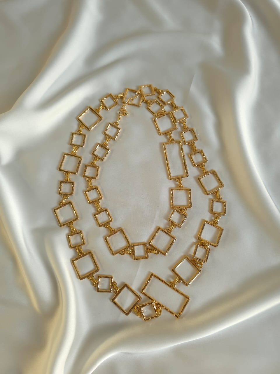 Neckless