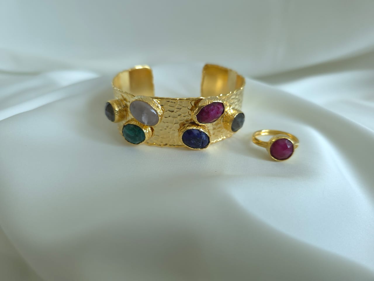 BRACELET SET